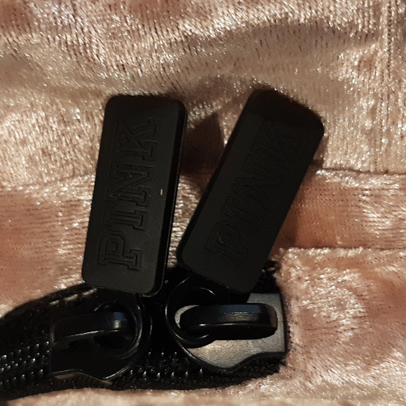 NWOT Women's Victoria's Secret Pink Mini Luxe Velvet Backpack - Picture 3 of 6